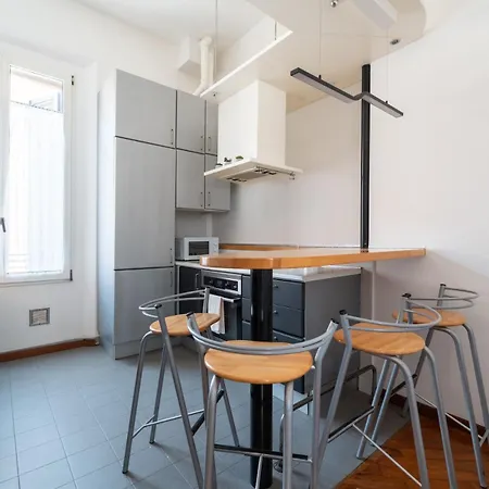 Historic Centre, Bright And Elegant Loft Bolonia