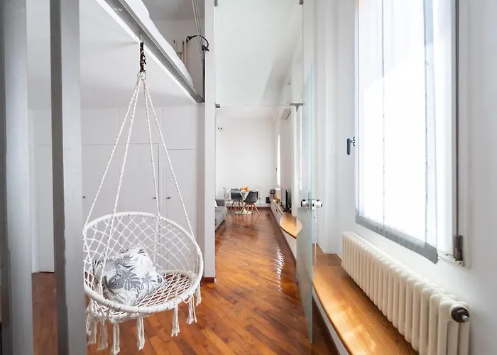 Διαμέρισμα Historic Centre, Bright And Elegant Loft